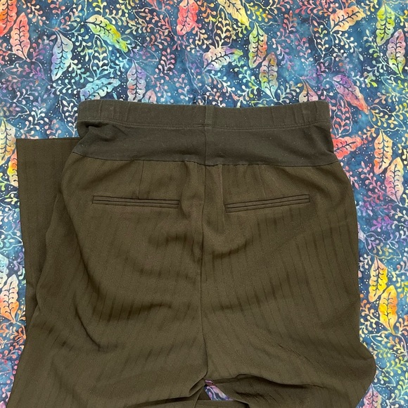 Two Hearts Maternity Dress pants size Medium - Picture 3 of 4